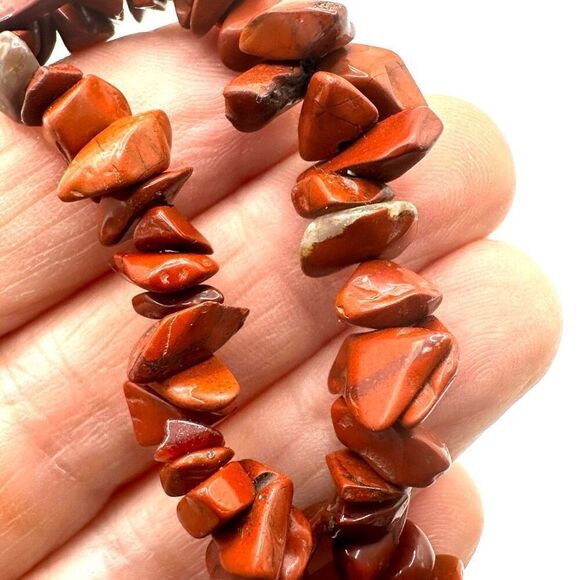 Red jasper chip beaded bracelet - Picture 7 of 8